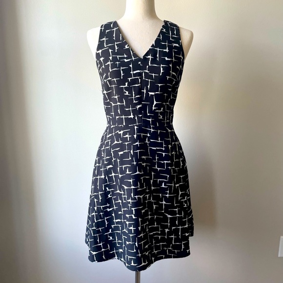 41 Hawthorn Dresses & Skirts - 41 Hawthorn | Eldora A-Line Dress | Black & White | Small